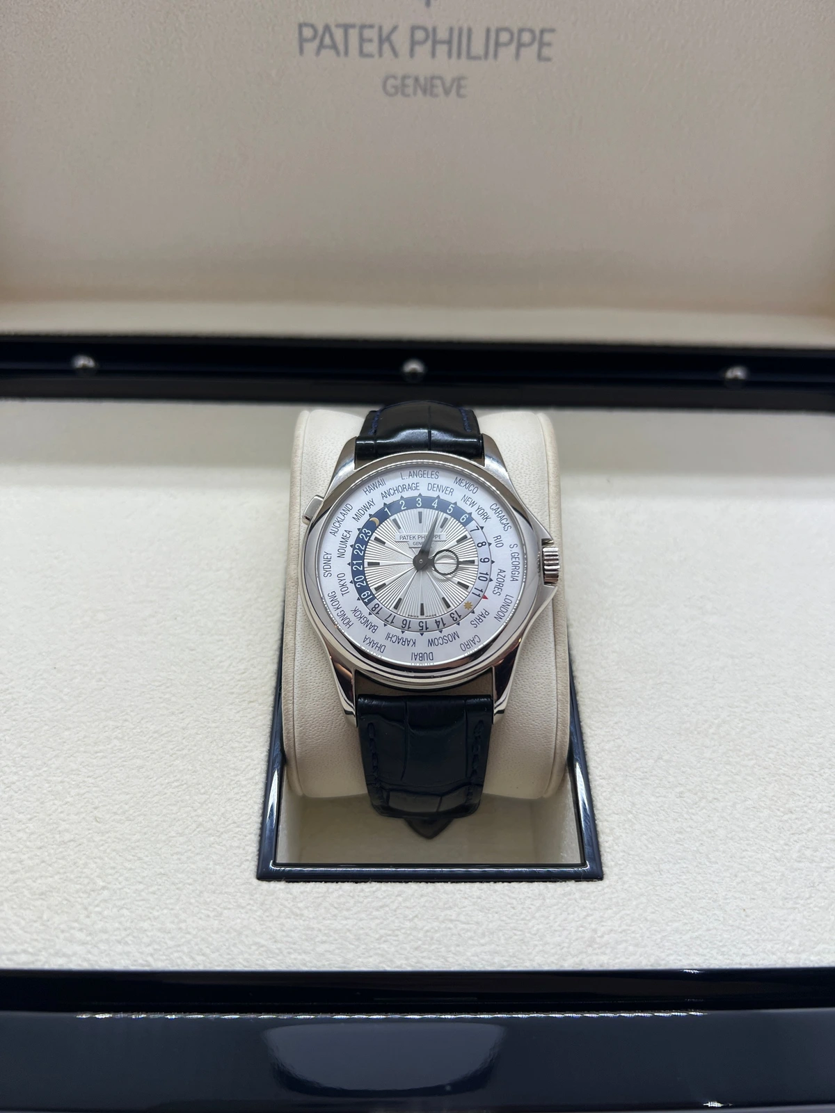 Patek Philippe Patek Philippe World Time 5130G